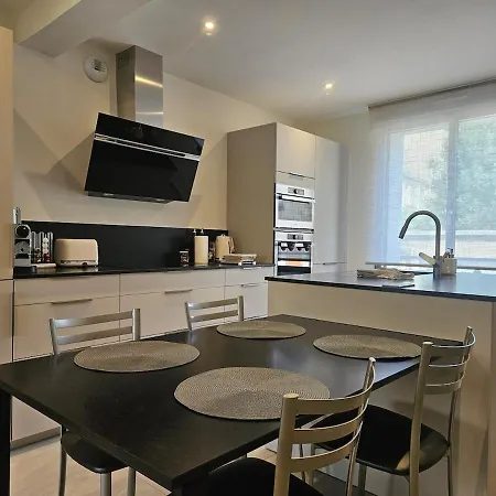 Parenthese Prestige Centre * Tours