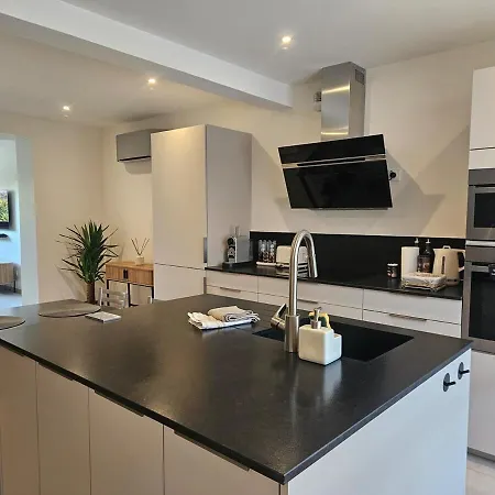 Maison Parenthese Prestige Centre * تور