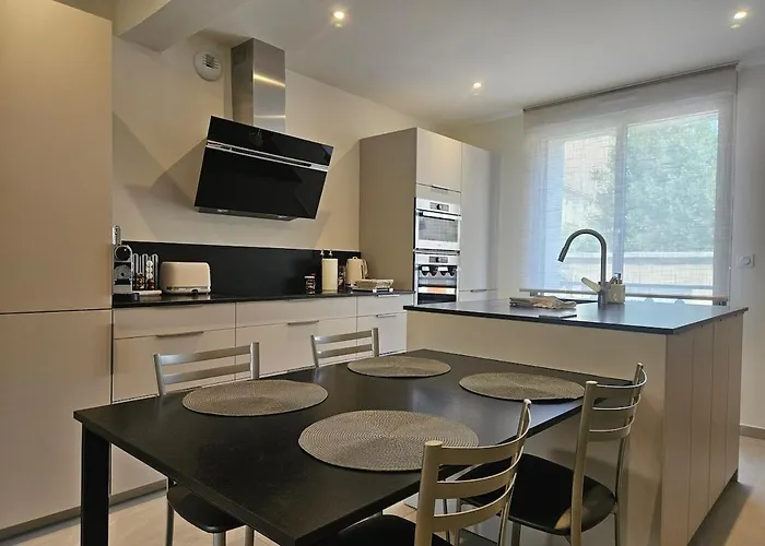 Maison Parenthese Prestige Centre * Тур